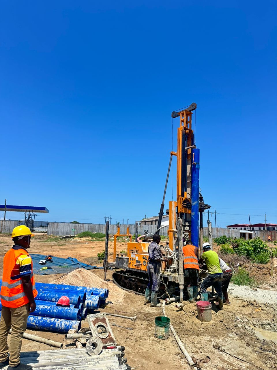 Drilling rig at work